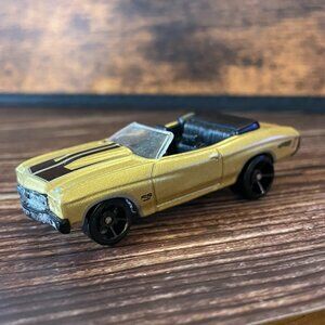 Hot Wheels1970 Chevelle SS Convertible Black/Gold Car1998 Mattel (SKU: 40TO)